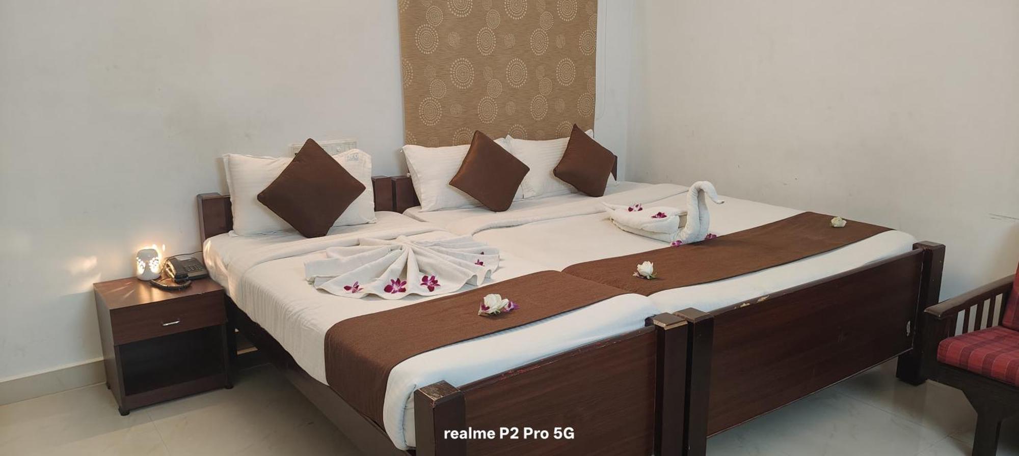 Comfort Park Inn Chennai Exterior foto